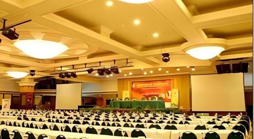Hotel Banjarmasin International Zewnętrze zdjęcie
