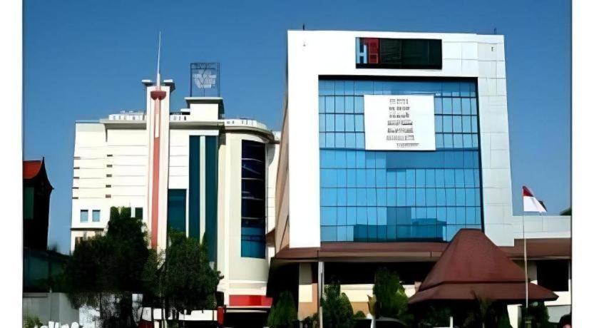 Hotel Banjarmasin International Zewnętrze zdjęcie
