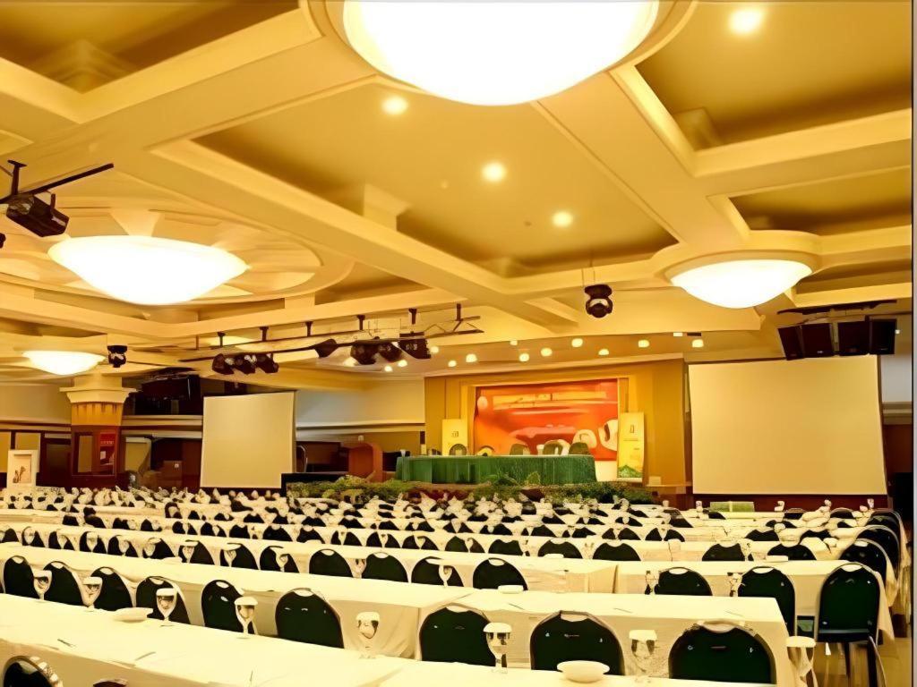 Hotel Banjarmasin International Zewnętrze zdjęcie